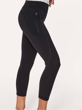 Lululemon Extra Mile Crop Leggings